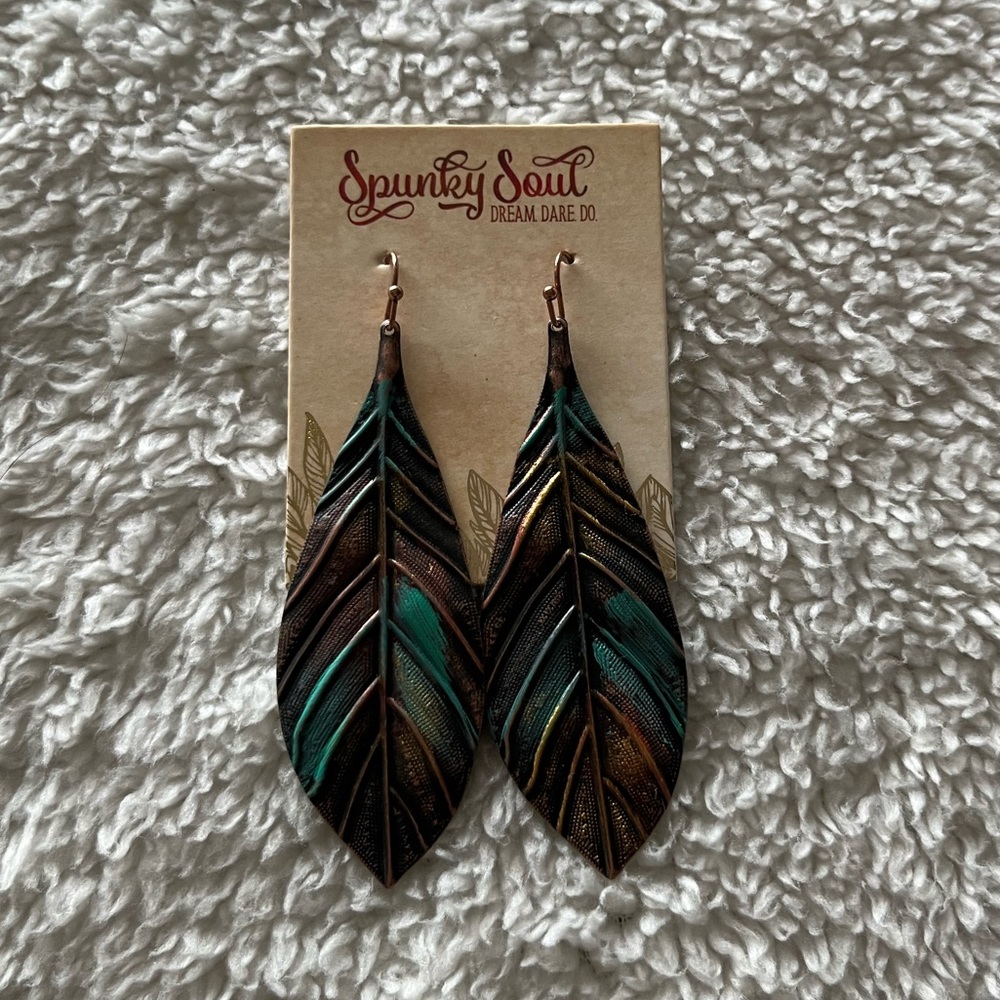 feather earrings